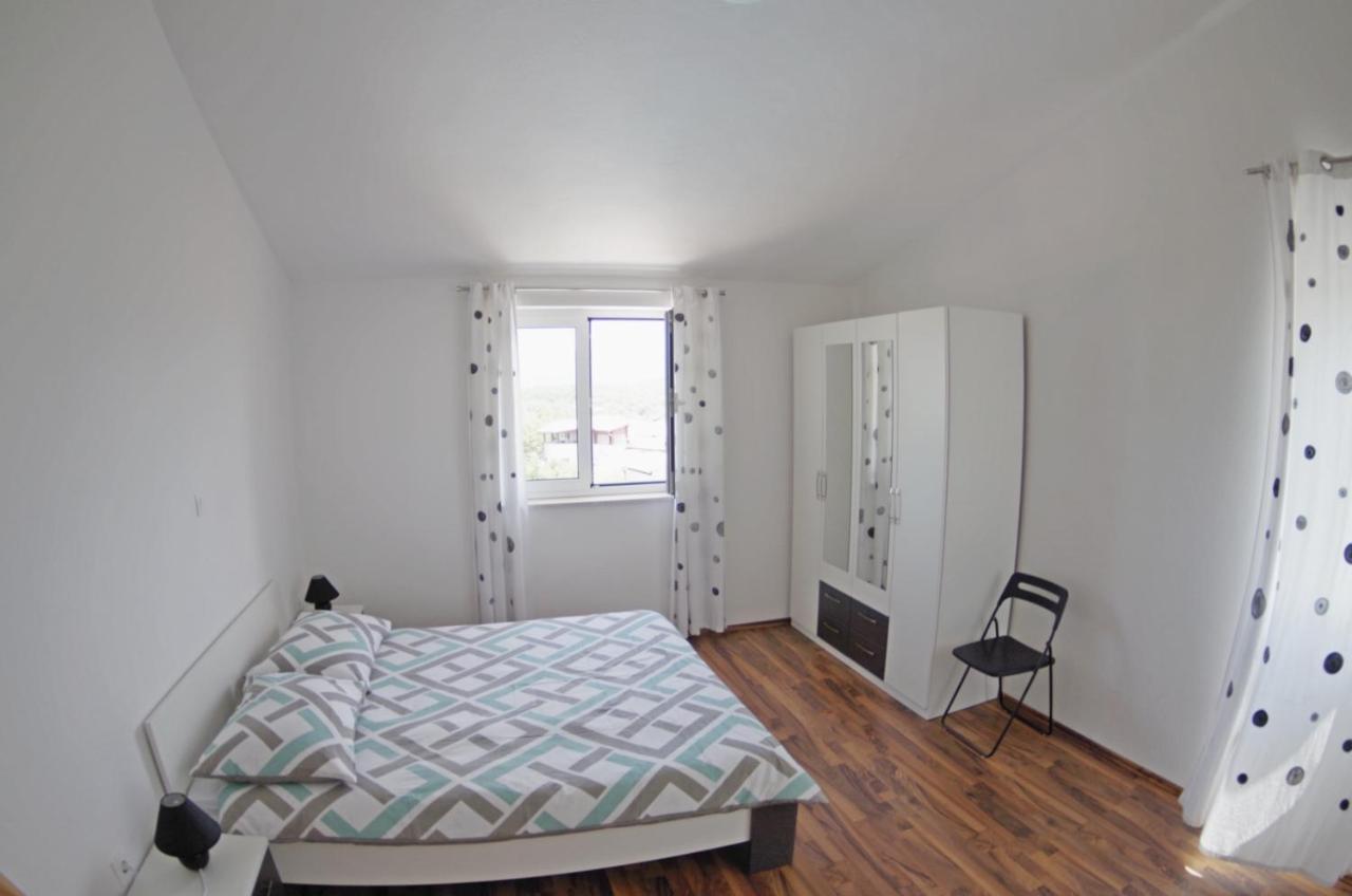 Holiday Apartments In House Sanja Rakalj Exterior photo
